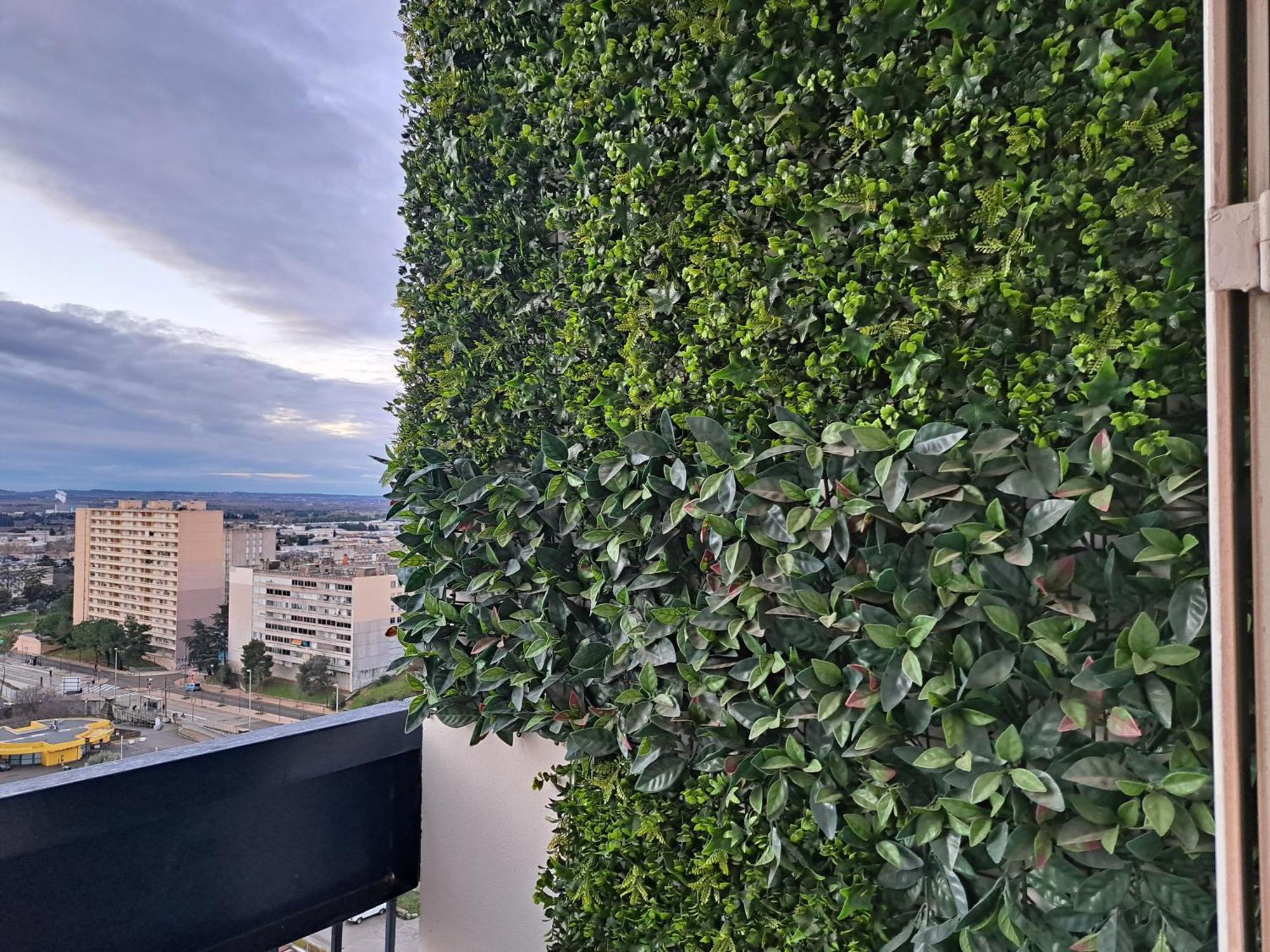 Tout Confort - Clim- Salle De Bain Commune Nîmes Exterior foto